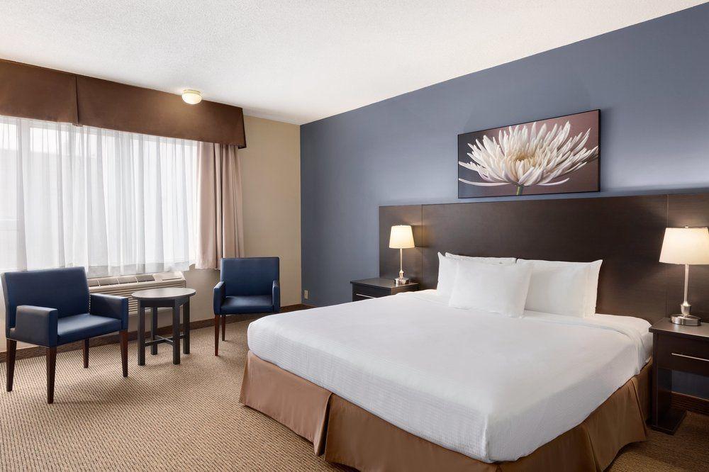 Days Inn By Wyndham Montreal Airport Conference Centre Dorval Exteriér fotografie